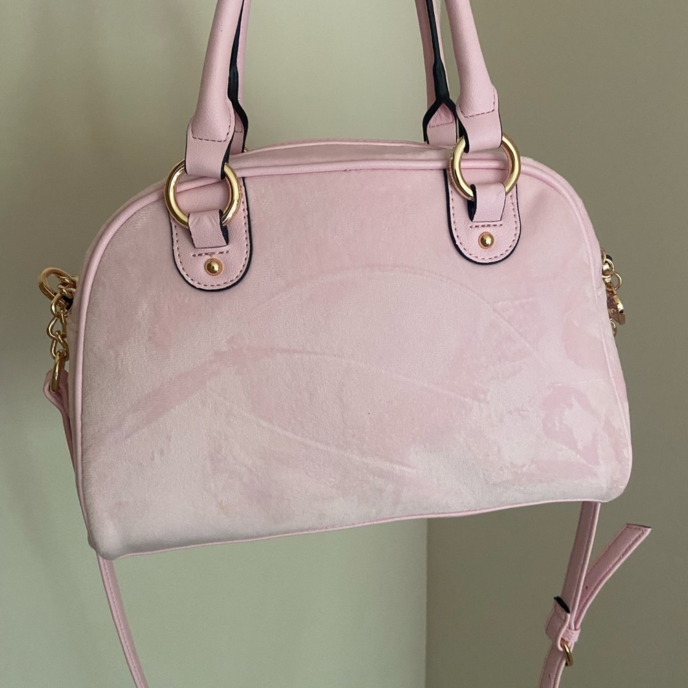 Juicy Couture Light Pink Satchel with Heart Accent - Picture 2 of 11